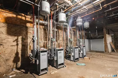 63 West Liberty Street, Waterbury, CT 06706 - Photo 19