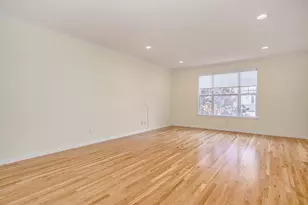 92 Woodcrest Ln, Danbury, CT 06810 - Photo 5