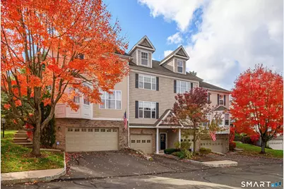 92 Woodcrest Lane #92, Danbury, CT 06810 - Photo 1