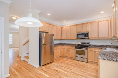 92 Woodcrest Lane #92, Danbury, CT 06810 - Photo 9