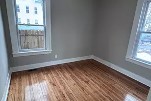 369 Poplar St, New Haven, CT 06513 - Photo 9