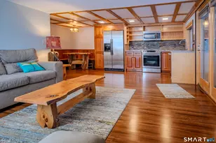 215 Old Newtown Rd, Monroe, CT 06468 - Photo 9