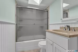 12 Glenmoor Dr, East Haven, CT 06512 - Photo 33