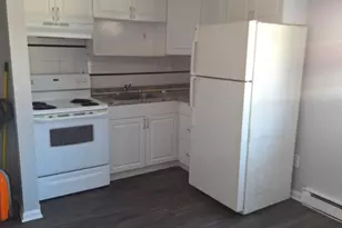 217 Hollister Ave, Bridgeport, CT 06607 - Photo 1