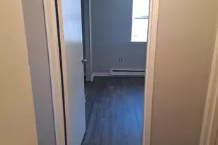 217 Hollister Ave, Bridgeport, CT 06607 - Photo 5