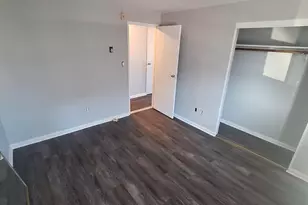 217 Hollister Ave, Bridgeport, CT 06607 - Photo 3