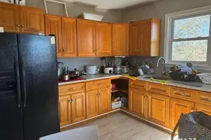 168 South St, Danbury, CT 06810 - Photo 5