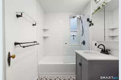 70 Strawberry Hill Avenue #APT 2-2E, Stamford, CT 06902 - Photo 19