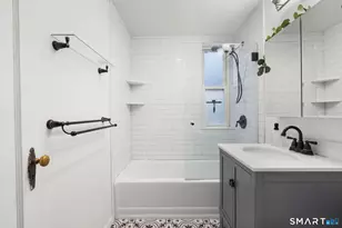 70 Strawberry Hill Ave, Stamford, CT 06902 - Photo 19