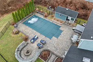 18 Partridgetown Rd, Naugatuck, CT 06770 - Photo 3