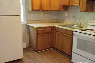 88 Olive St, Meriden, CT 06450 - Photo 3