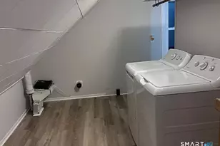 81 Middlefield St, Middletown, CT 06457 - Photo 7