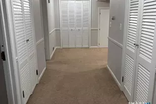 81 Middlefield St, Middletown, CT 06457 - Photo 5