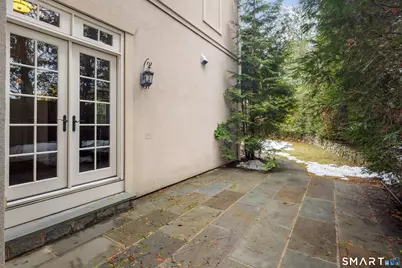 28 East Maple Street #28, New Canaan, CT 06840 - Photo 33