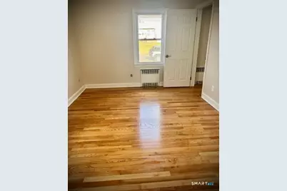 29 Hyatt Avenue, Norwalk, CT 06850 - Photo 9