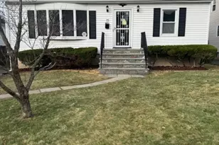 29 Hyatt Ave, Norwalk, CT 06850 - Photo 1