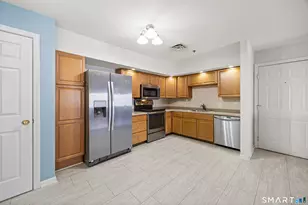 1215 Arganese Place, Trumbull, CT 06611 - Photo 11