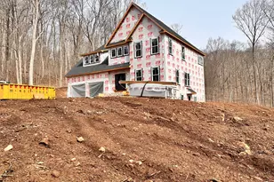 147 Blue Hills Dr, Guilford, CT 06437 - Photo 3