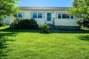 168 Blohm St, West Haven, CT 06516 - Photo 1