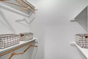 33 Main St, Meriden, CT 06451 - Photo 13