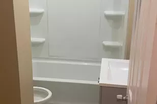 142 Chestnut Ave, Waterbury, CT 06710 - Photo 5