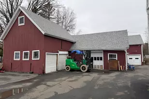 510 Corbin Ave, New Britain, CT 06052 - Photo 3