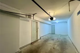 527 West Thames St, Norwich, CT 06360 - Photo 25