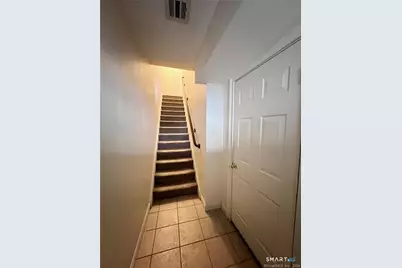 527 West Thames Street #10, Norwich, CT 06360 - Photo 21