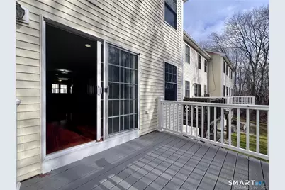 527 West Thames Street #10, Norwich, CT 06360 - Photo 5