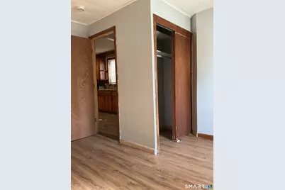 8 Rogers Place, Manchester, CT 06040 - Photo 9