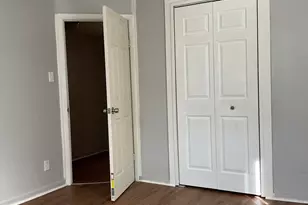 8 Rogers Pl, Manchester, CT 06040 - Photo 15