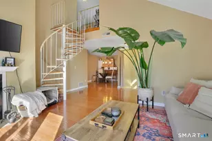 11 Valley Run Dr, Cromwell, CT 06416 - Photo 5