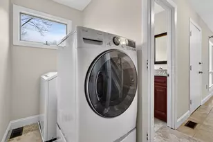 20 Pons Rd, Groton, CT 06355 - Photo 9