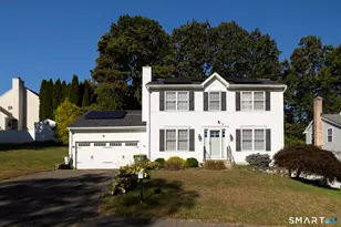 76 Kenmore Ave, Waterbury, CT 06708 - Photo 1