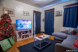 381 Congress Ave, Waterbury, CT 06708 - Photo 7