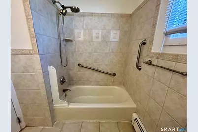 19 Kaye Road, West Haven, CT 06516 - Photo 21