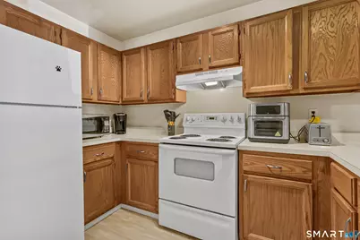 233 Willow Springs #233, New Milford, CT 06776 - Photo 11