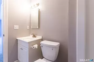 101 Huyshope Ave, Hartford, CT 06106 - Photo 13