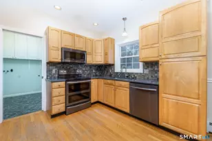 559 W Main St, Hebron, CT 06231 - Photo 3