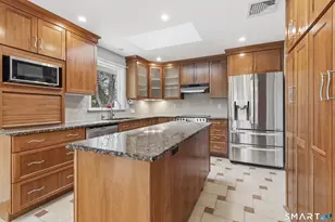 2 Rockyfield Rd, Westport, CT 06880 - Photo 7