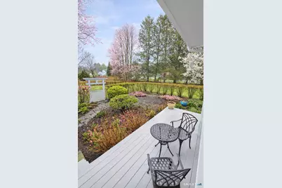 2 Rockyfield Road, Westport, CT 06880 - Photo 3