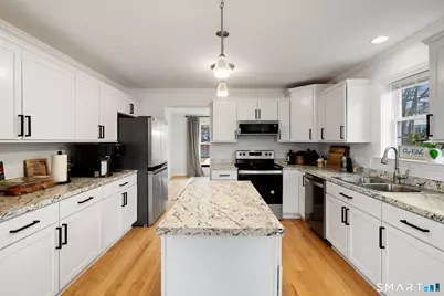 156 Dayton Road, Bridgeport, CT 06606 - Photo 7