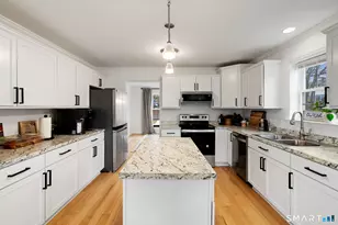 156 Dayton Rd, Bridgeport, CT 06606 - Photo 7
