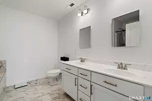 156 Dayton Rd, Bridgeport, CT 06606 - Photo 19