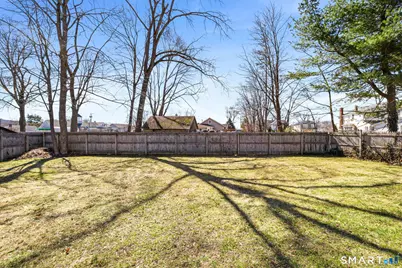 24 Peace Court, Plainville, CT 06062 - Photo 5