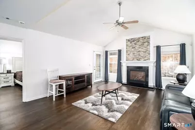 87 Haley Lane #87, Newtown, CT 06482 - Photo 15