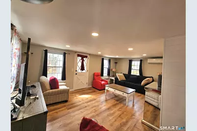 895 Vauxhall St Extension, Waterford, CT 06385 - Photo 7