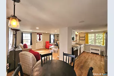 895 Vauxhall St Extension, Waterford, CT 06385 - Photo 5