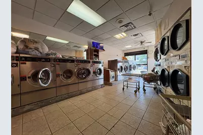 [Address not provided], New Haven, CT 06511 - Photo 5