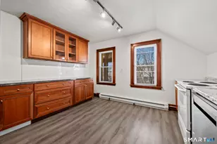 225 Winthrop St, New Britain, CT 06052 - Photo 5